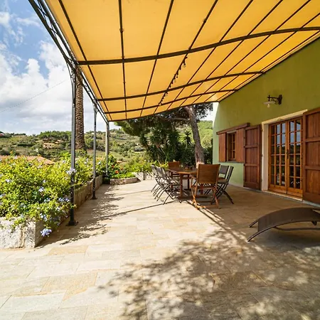 Villa Medina - Goelba *