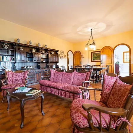 Villa Medina - Goelba *